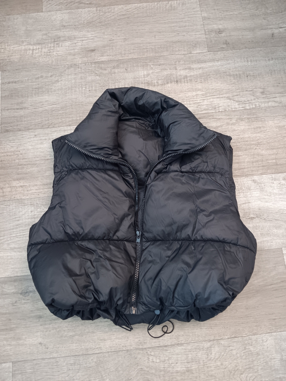 Black Cropped Puffer Vest